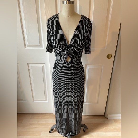 Favorite Daughter Anywhere Dress - Picture 2 of 9